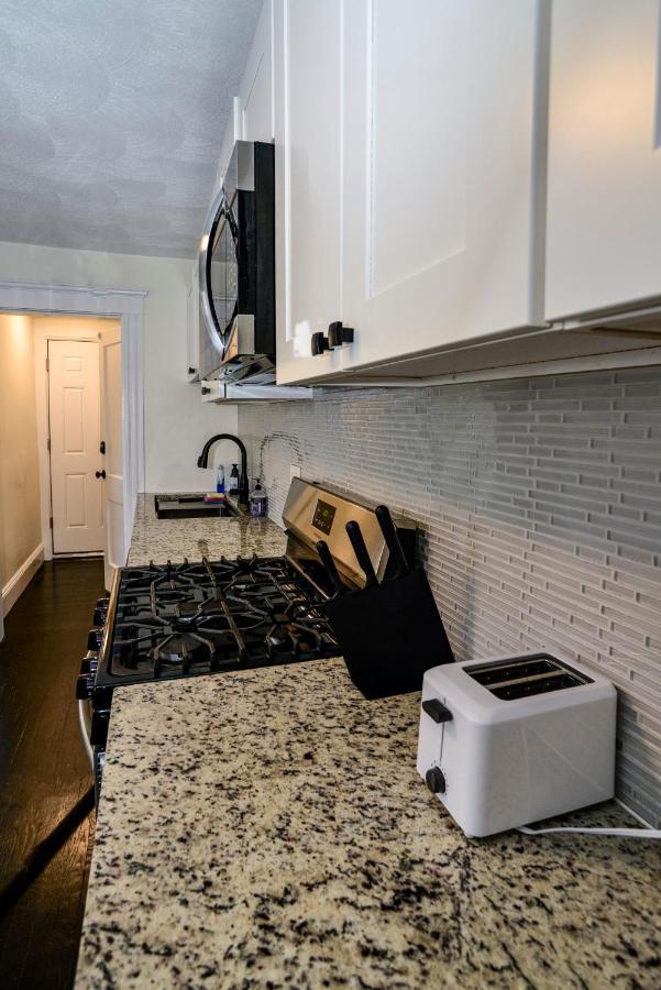 Modern Two Bedroom Condo - Boston Stoneham Luaran gambar