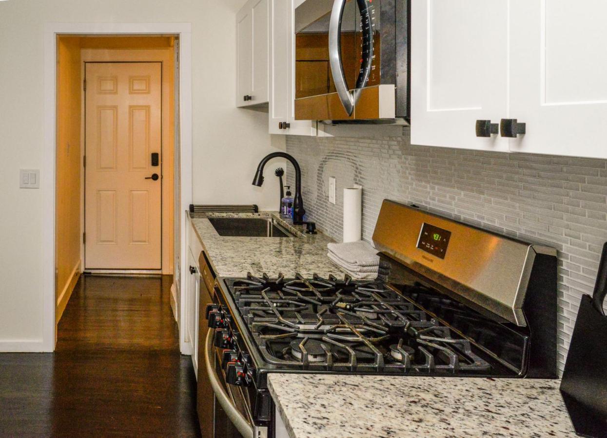 Modern Two Bedroom Condo - Boston Stoneham Luaran gambar