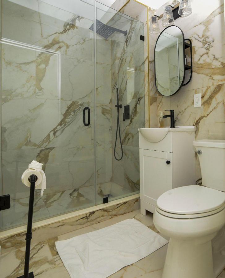 Modern Two Bedroom Condo - Boston Stoneham Luaran gambar