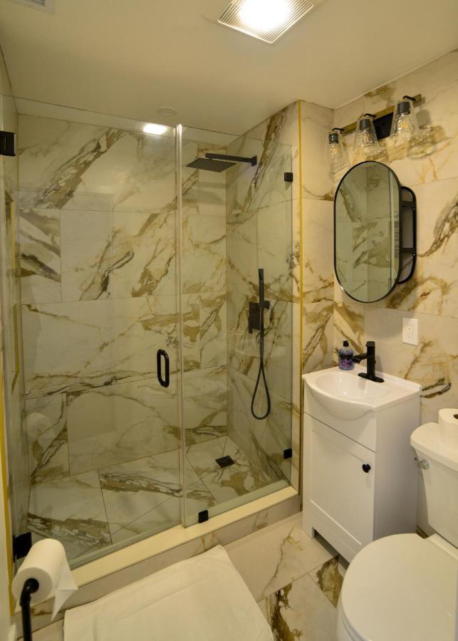 Modern Two Bedroom Condo - Boston Stoneham Luaran gambar